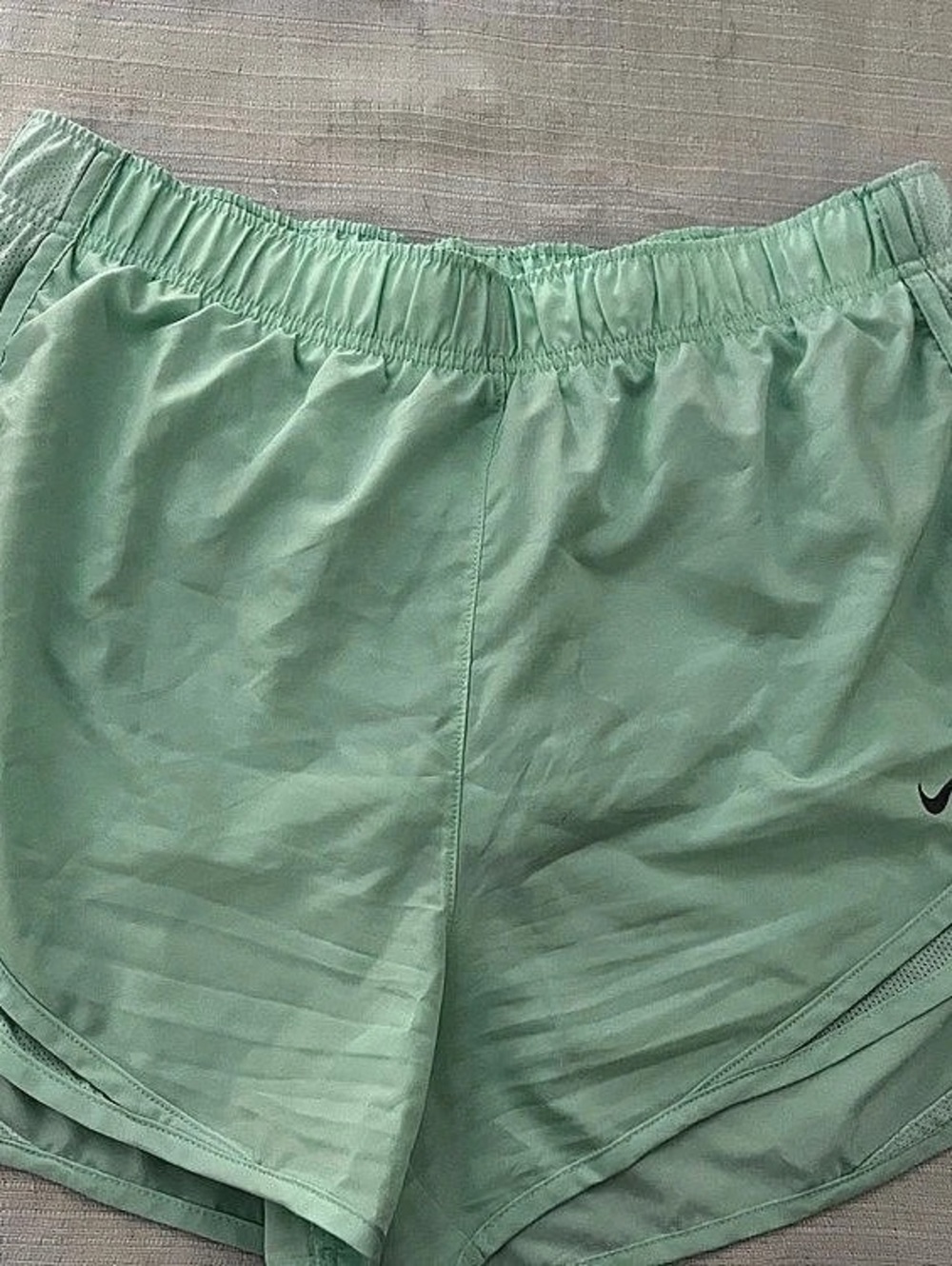 Nike Tempo Dri-FIT Athletic Shorts in Green Size Large